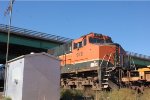 BNSF 978 - Under the Overpass!